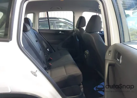 2013 Volkswagen Tiguan S из США, поврежденный, VIN WVGAV3AX3DW566784